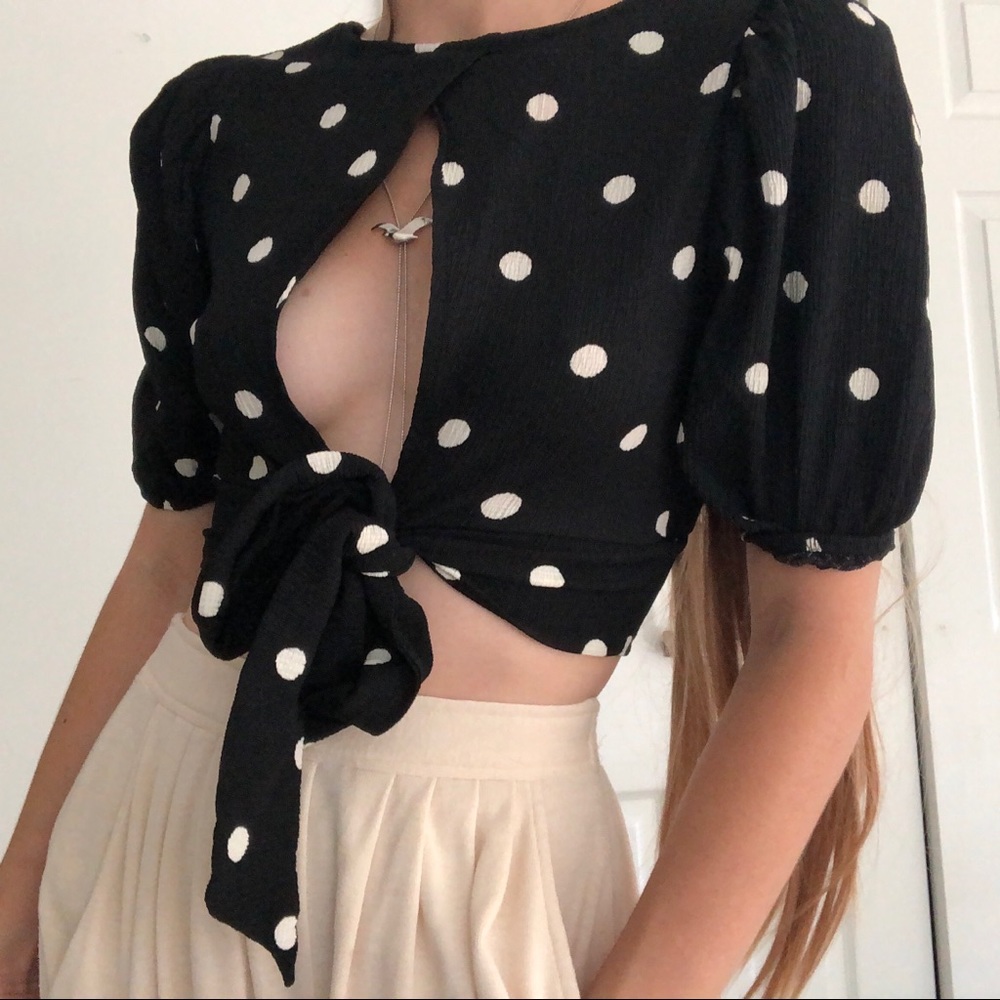 Dotted Tie Crop Top